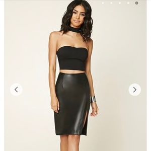 FAUX LEATHER PENCIL SKIRT W/ SLIT